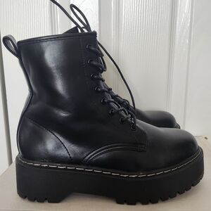 Steve Madden Size 9 Side Zip Lace Up Platform Combat Style Boots Black